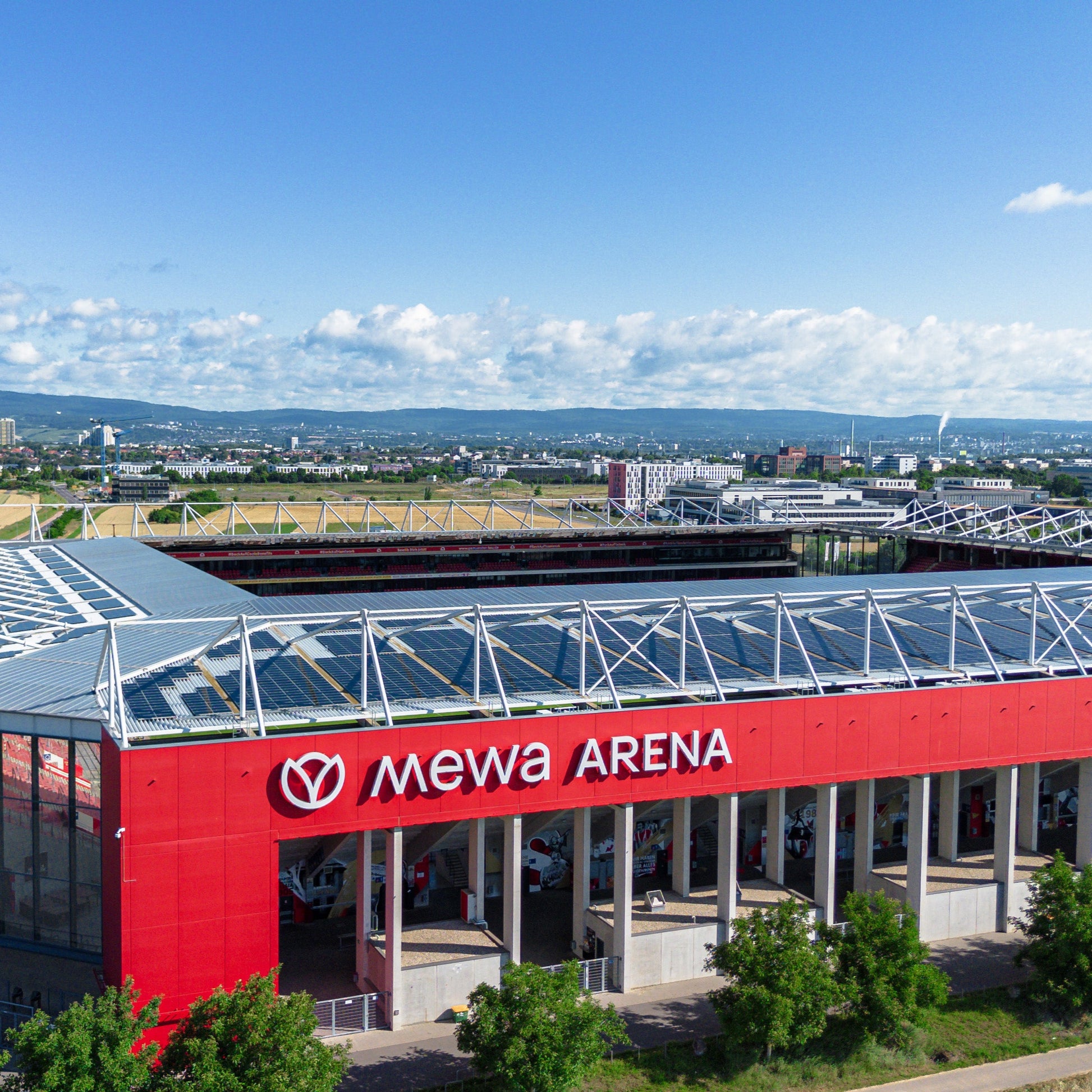 Live aus der MEWA Arena: Der Leadership-Expertentalk.